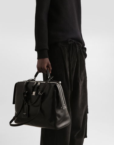 Axelväska Dolce & Gabbana Dolce & Gabbana Vittoria Calfskin Crossbody Bag Svart | BM7825AH85080999_1, 2