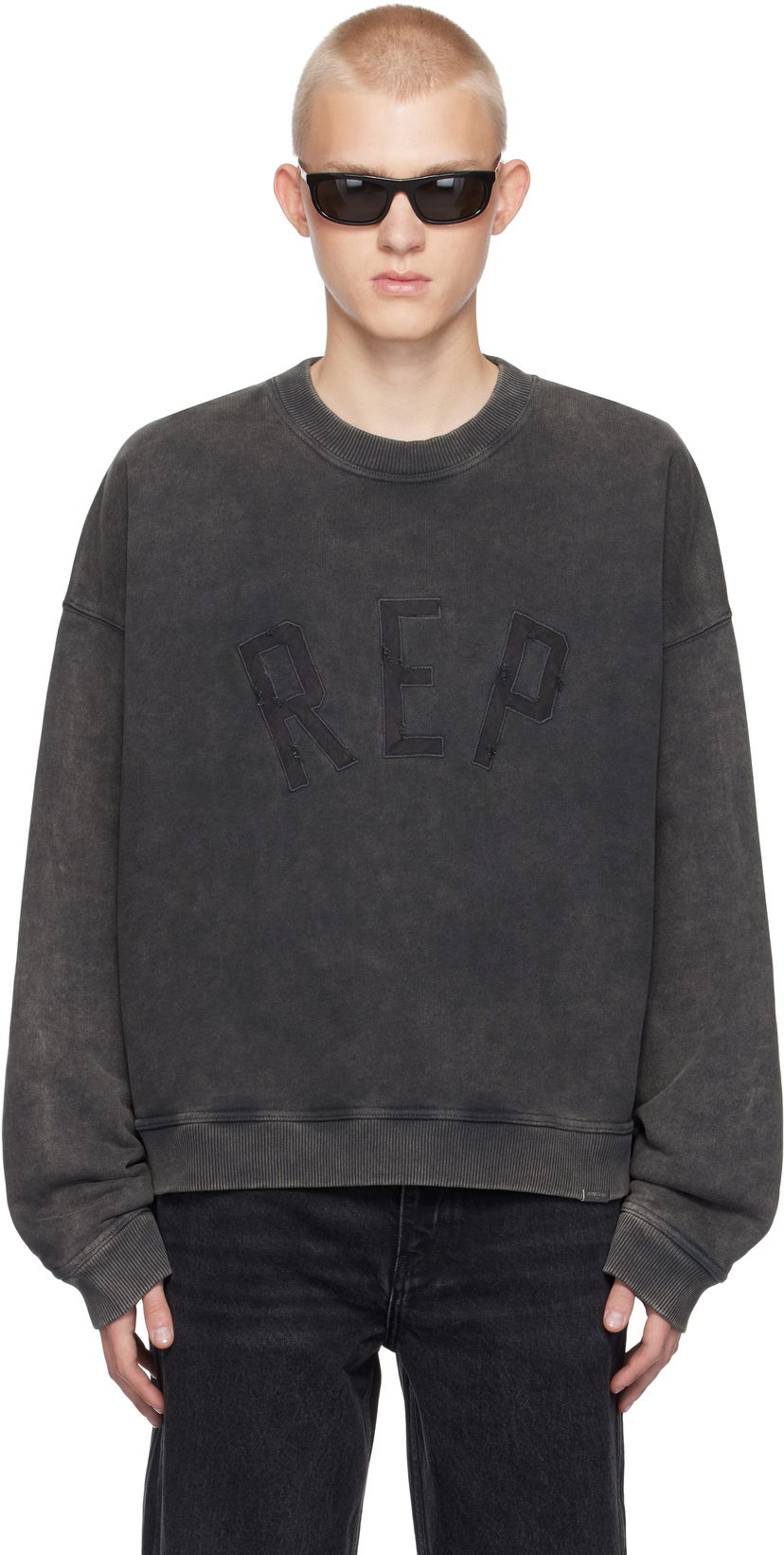 Sweatshirt Represent Clo 'Rep' Applique Sweatshirt Svart | MLM4254