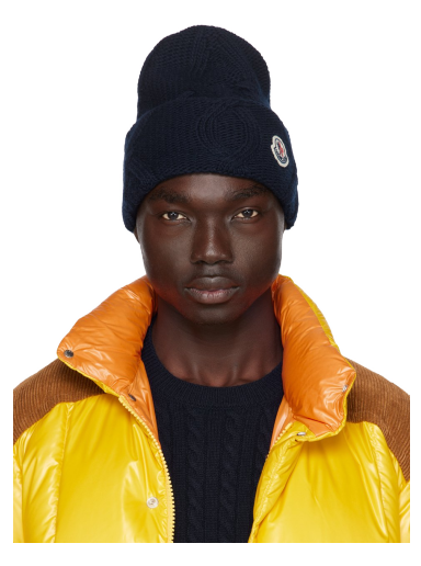 Mössa Moncler Patch Beanie Mörkblå | I20913B00035M1115