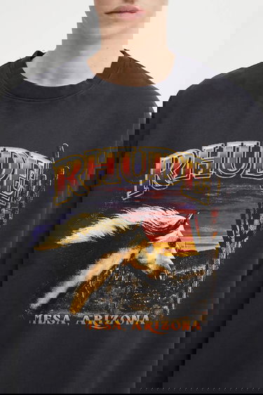 T-shirt Rhude Mesa Stallion Long-Sleeved T-Shirt with Graphic Print Svart | RHFW25TT08012, 3