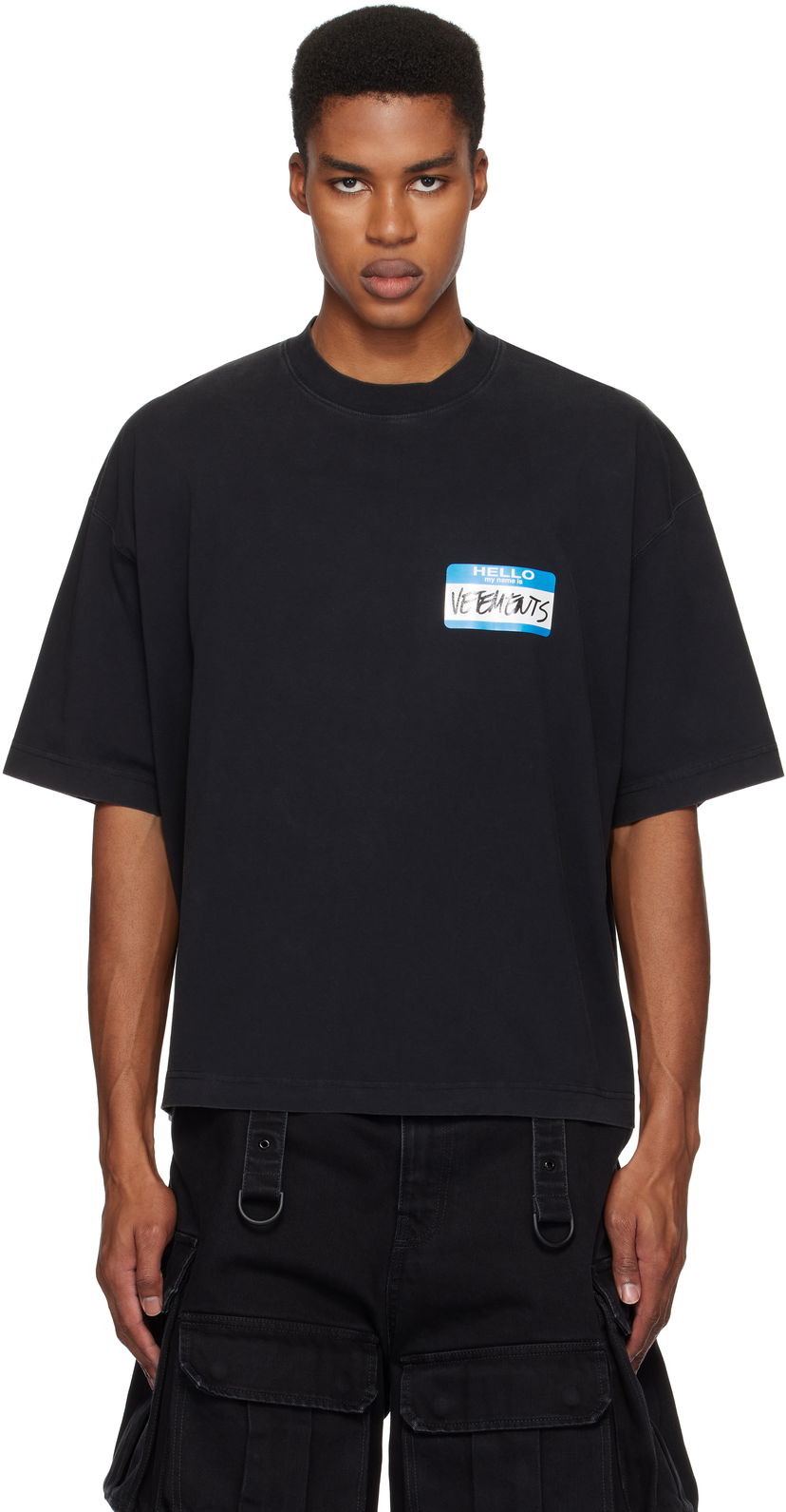 T-shirt VETEMENTS My Name Sticker Cropped Boxy T-Shirt Svart | UA66TR710B