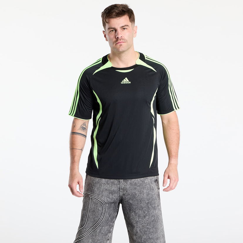 T-shirt adidas Originals Teamgeist Relaxed Fit T-Shirt Svart | JW5872