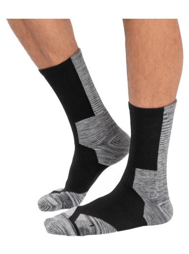 Strumpor On Running Explorer Merino Sock Svart | 386-01193