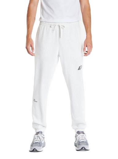 Träningsbyxor New Balance Essentials Magnify Fleece Jogger Vit | MP23504SAH