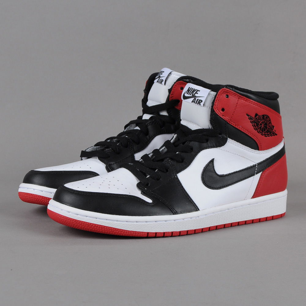Sneakers och skor Jordan Air Jordan 1 Retro High OG "Black Toe" Vit | 555088-184, 1