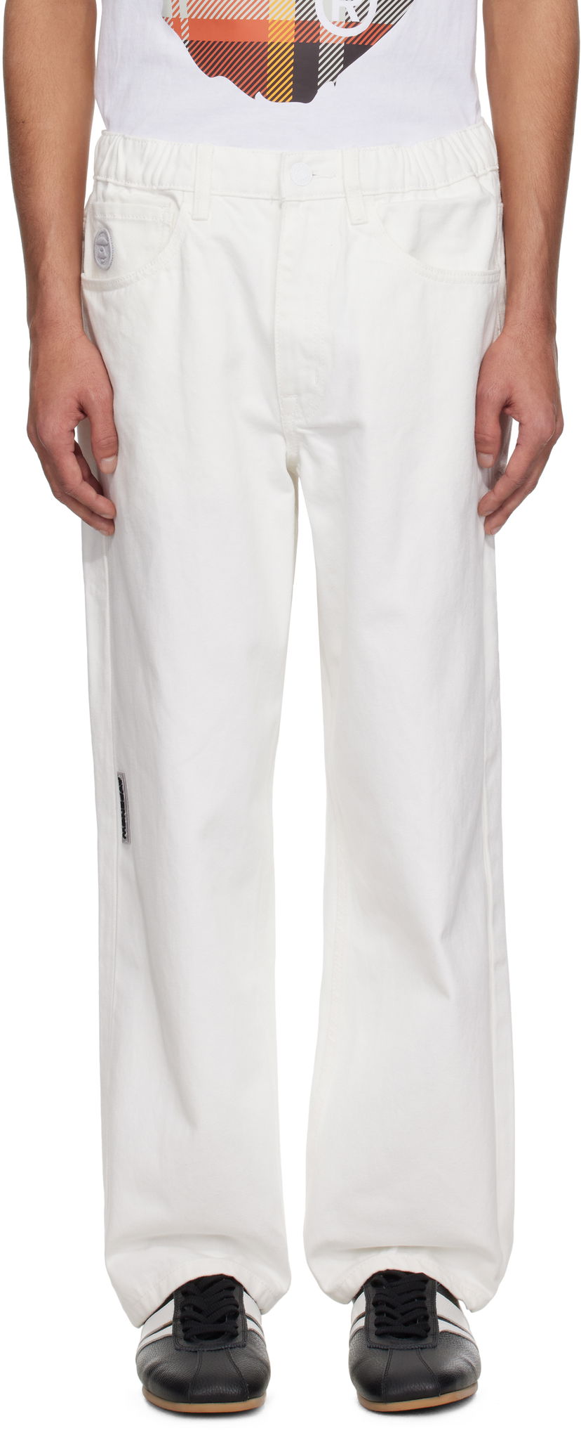 Byxor AAPE by A Bathing Ape AAPE by A Bathing Ape 'AAPE Now' Moonface Logo Jeans Vit | AAPPTMB662XAOWHX