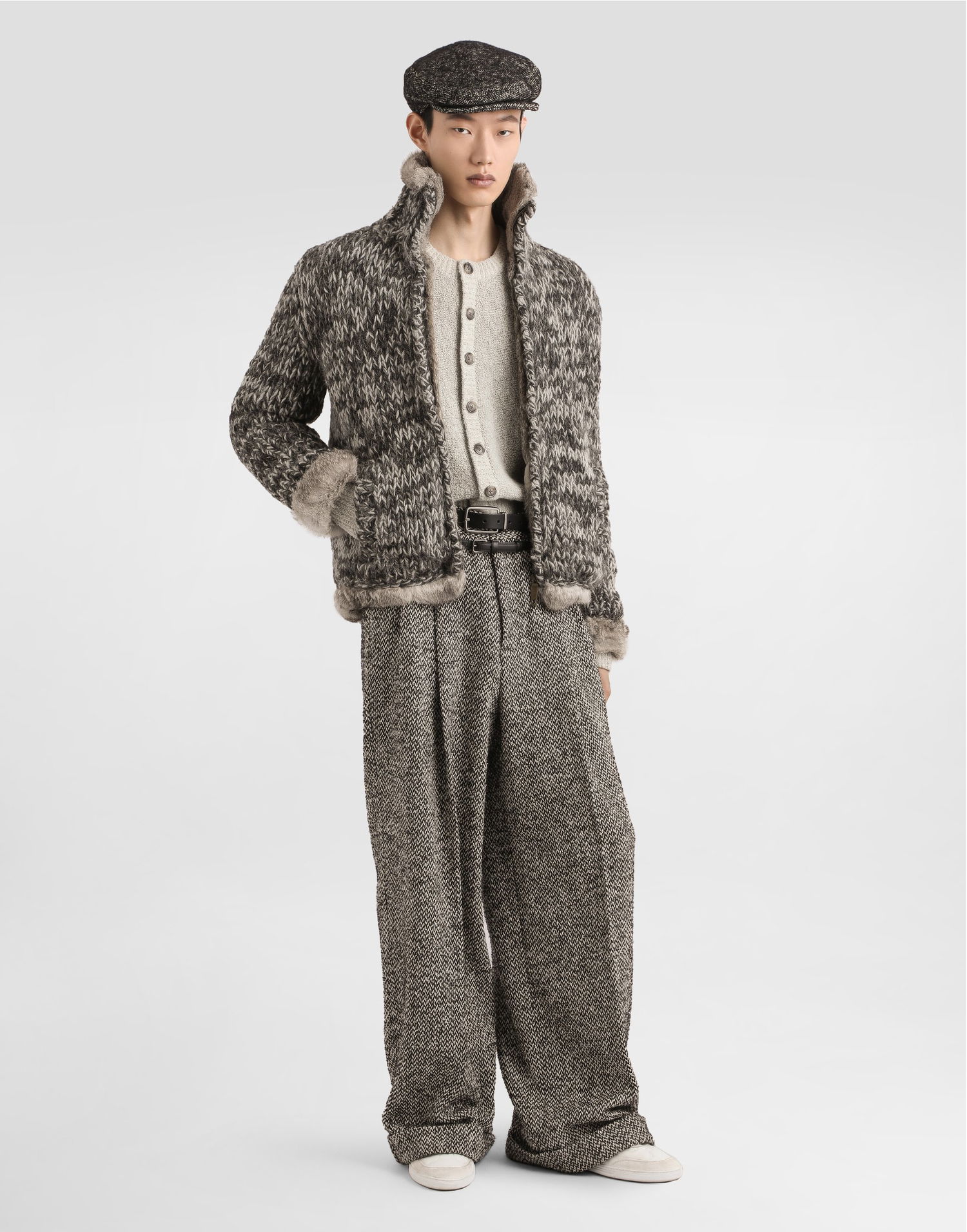 Byxor Dolce & Gabbana Dolce & Gabbana Wool Blend Dotted Cuffed Trousers Beige | GP16OTFMZAJS8030, 1