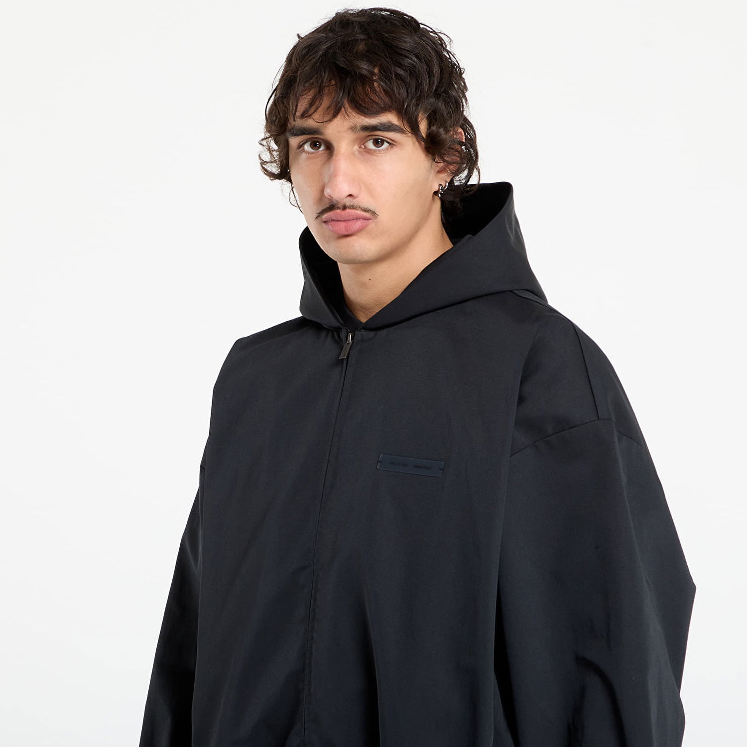 Sweatshirt Fear of God Fear of God Essentials Poly Cotton Twill Hoodie Svart | 202SP258020F-861, 1