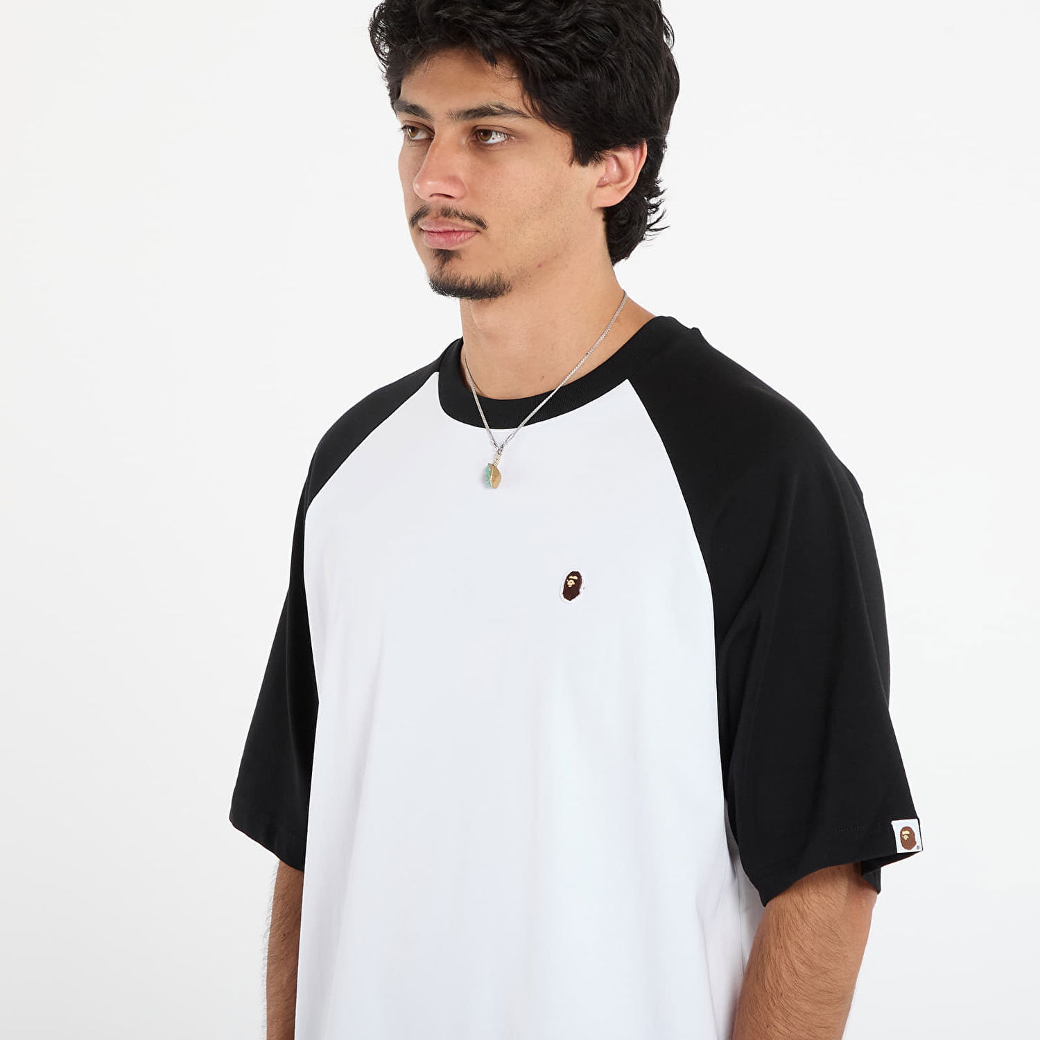 T-shirt BAPE One Point Relaxed Fit Raglan Tee Svart | 001CSL801306MWHT, 1