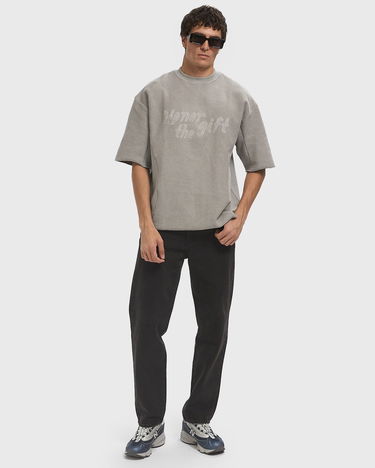 T-shirt Honor The Gift BLOCK PARTY Terry Crew Short-Sleeve Top with Embroidered 'Honor the Gift' and Side Panels Grå | HTG250250-STONE, 1