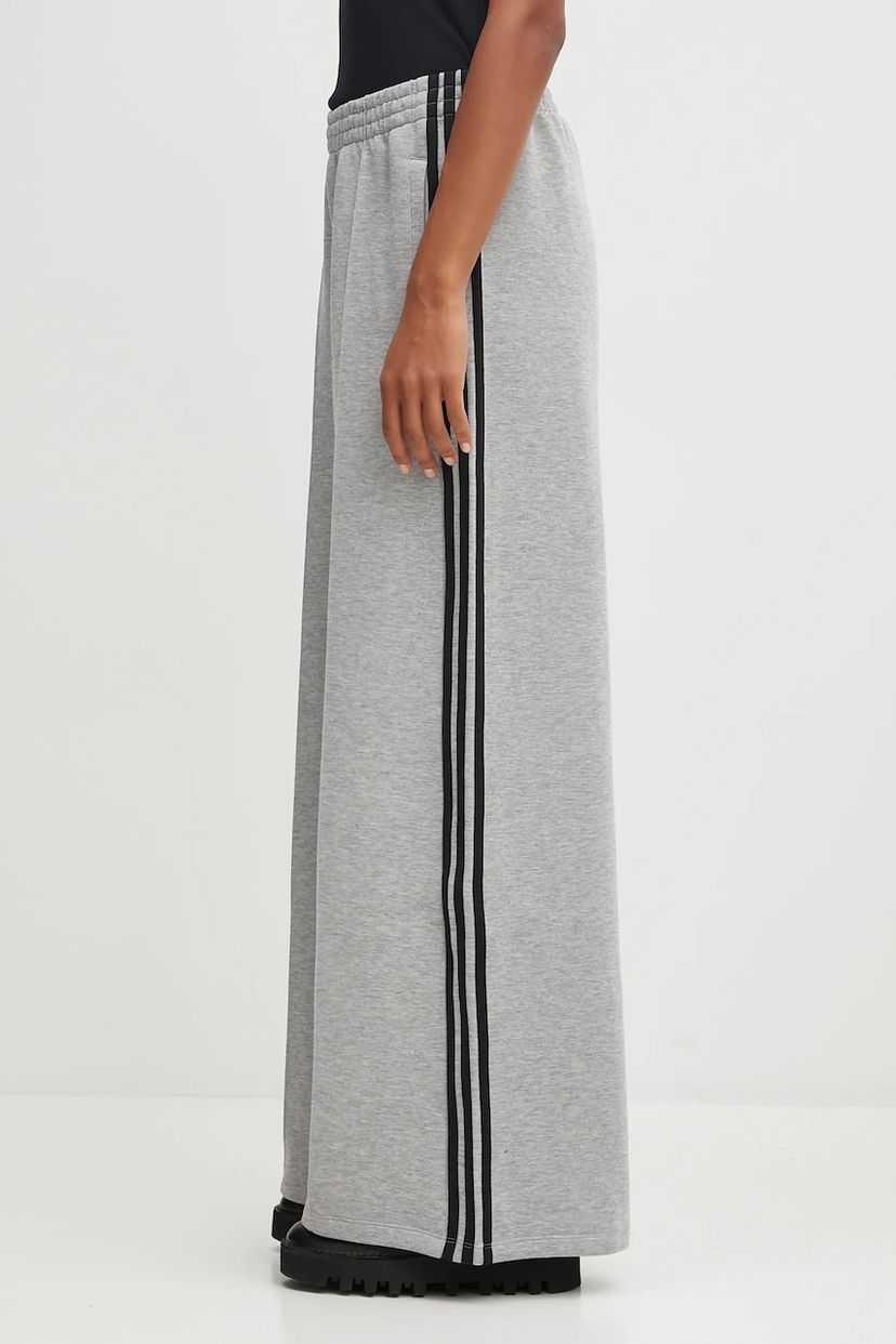 Träningsbyxor adidas Originals adidas Originals Spacer 3S Tp Wide-Leg Sweatpants Grå | JV7497