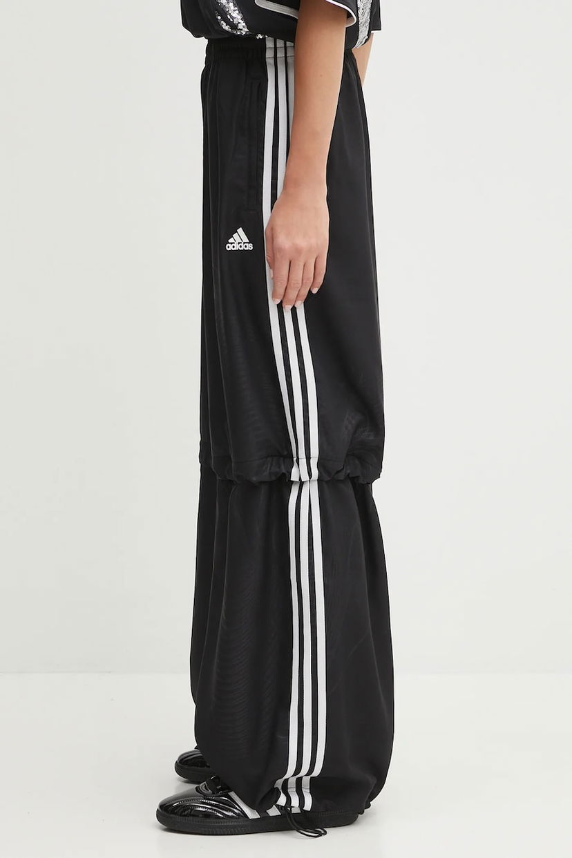Träningsbyxor adidas Originals adidas Originals Oversized Trackpants Svart | KE9783