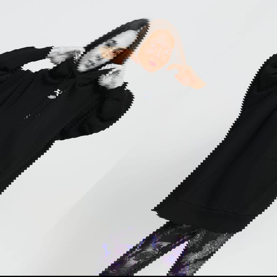 Sweatshirt Puma Classics Oversized Hoodie Svart | 530412 01, 0