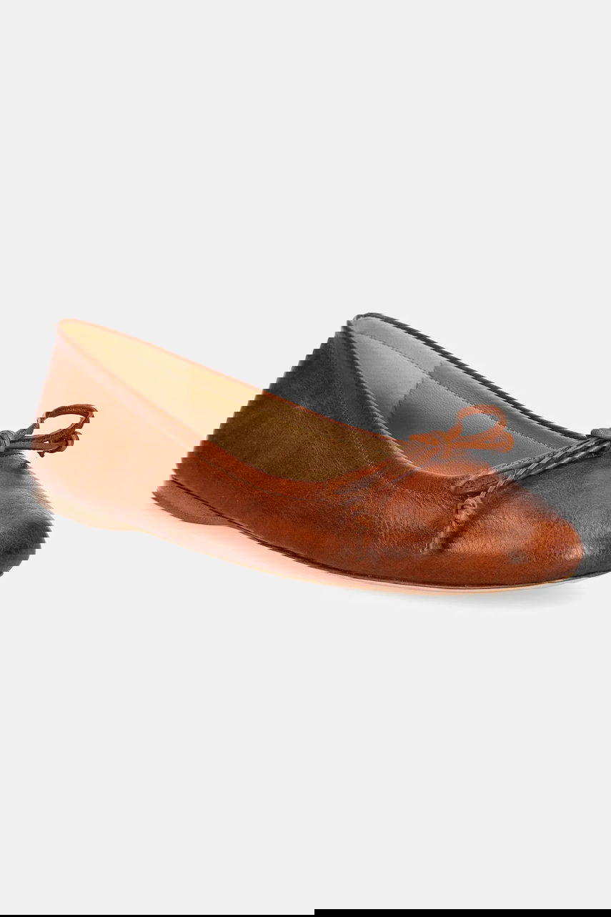 Sneakers och skor JW Anderson JW Anderson Ballerinas with Bow Brun | BL0031.LA0323.640, 0