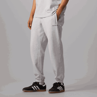 Byxor och jeans adidas Originals Pharrell Williams x  Basics Pant Grå | HG2687, 2