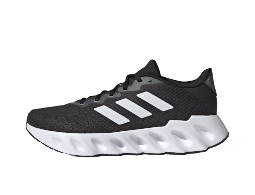Sneakers och skor adidas Originals adidas Switch Run Svart | IF5720