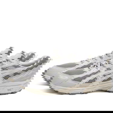 Sneakers och skor Asics Men's GEL-VENTURE 6 Sneakers in Clay Grey/Cream, Size UK 10 | END. Clothing Grå | 1203A297-022, 0
