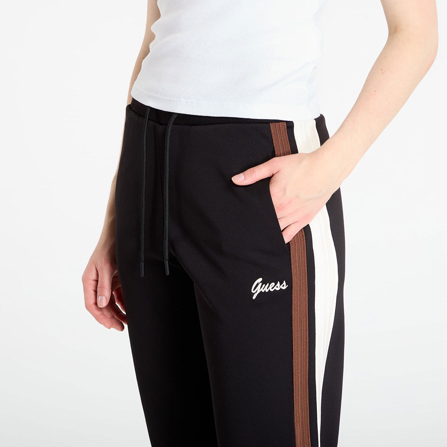 Träningsbyxor GUESS GUESS Fabia Jogger Sweatpants Svart | V5BB02KCX22-JBLK, 1