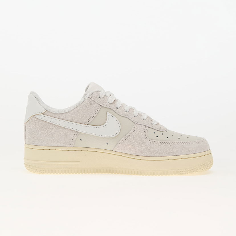 Sneakers och skor Nike AIR FORCE 1 '07 LX Beige | HF2897-001