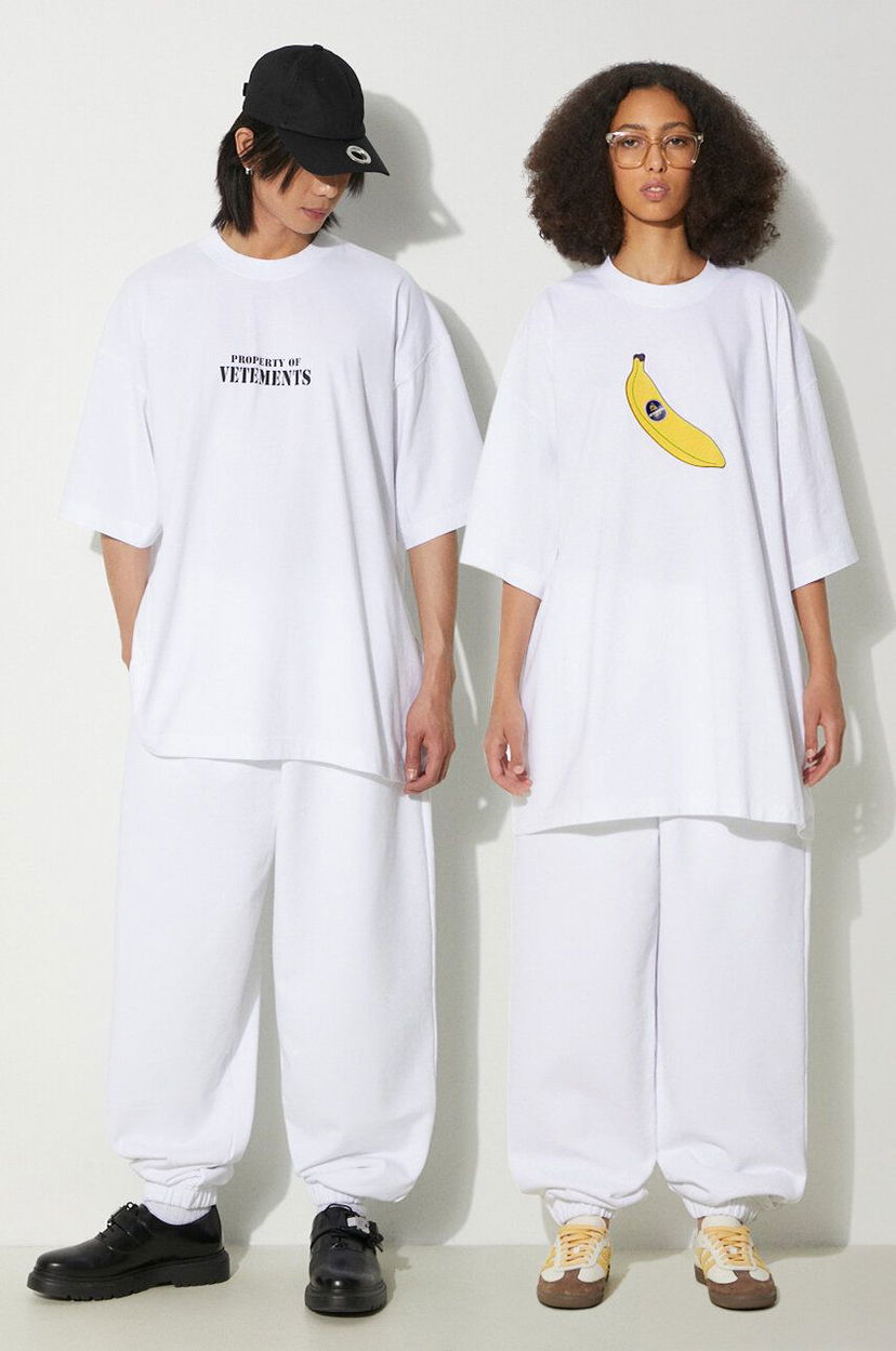 T-shirt VETEMENTS VETEMENTS Logo Sweatpants Vit | UE64SP600W