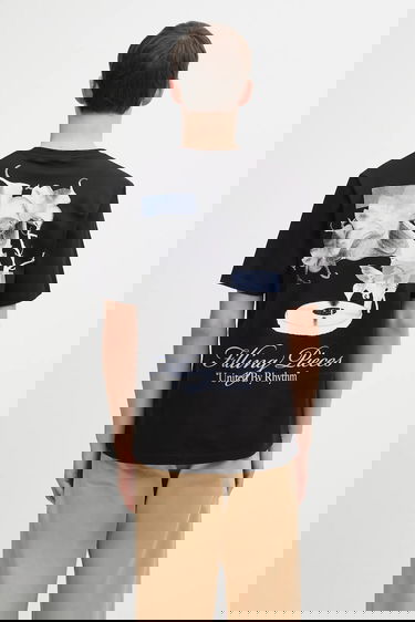 T-shirt Filling Pieces Grammophone 'United By Rhythm' Graphic T-Shirt Svart | 422520500236, 0