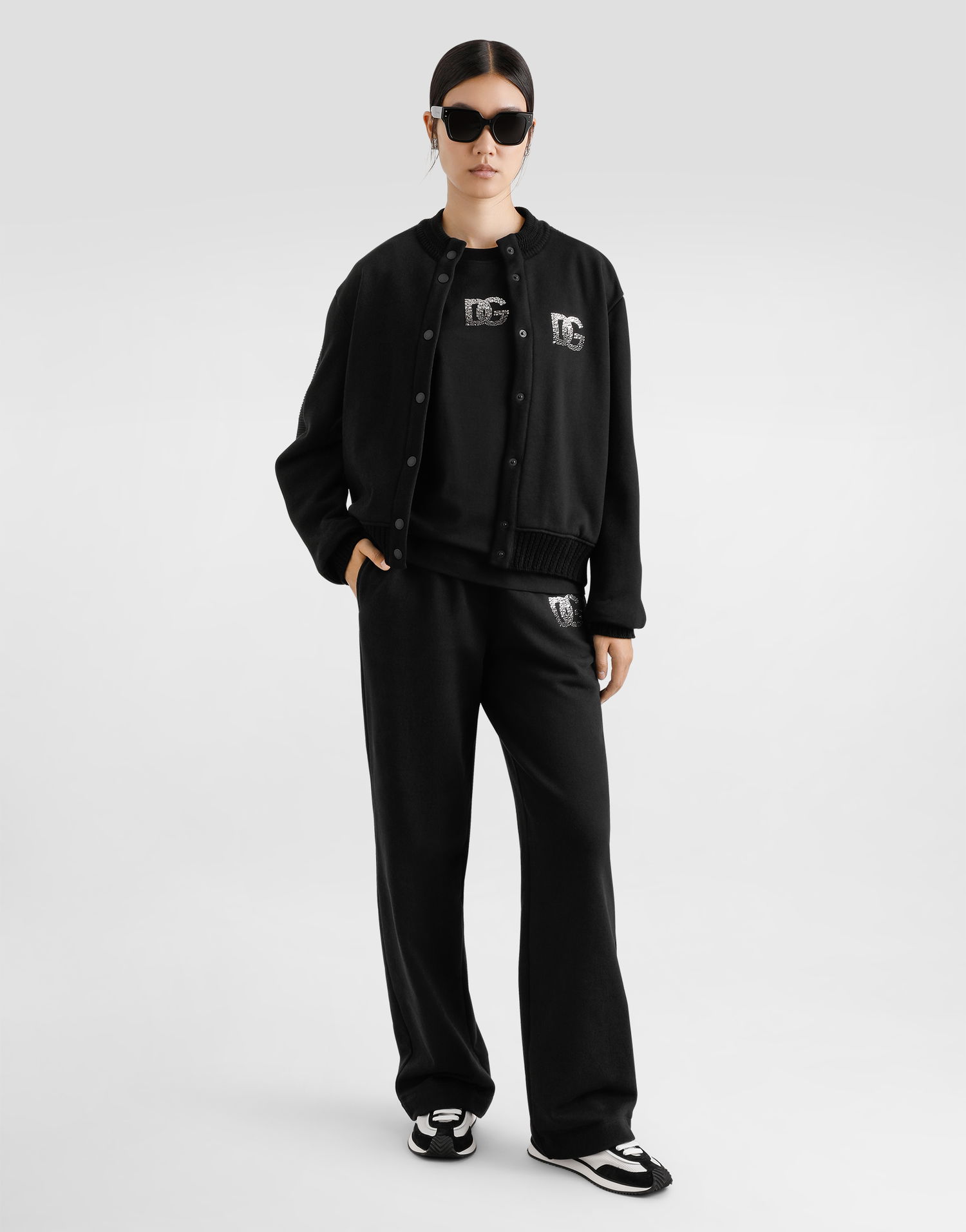Träningsbyxor Dolce & Gabbana Dolce & Gabbana Jersey Jogging Pants with Rhinestone DG Logo Svart | FTC91ZGDCXWN0000, 1