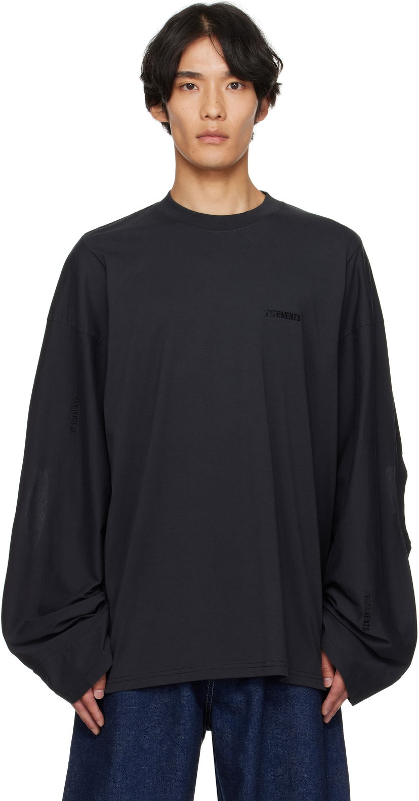 T-shirt VETEMENTS VETEMENTS Logo Cut-Up Longsleeve T-Shirt Svart | UH76LS580B