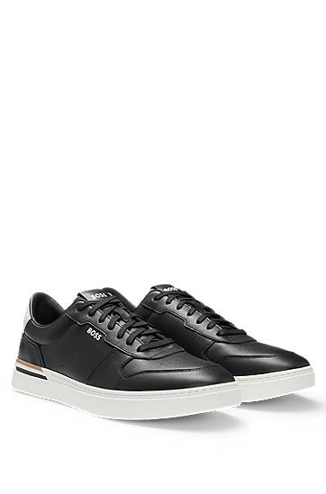 Kläder och accessoarer BOSS BOSS Signature-Stripe Detail Trainers Svart | 50542538