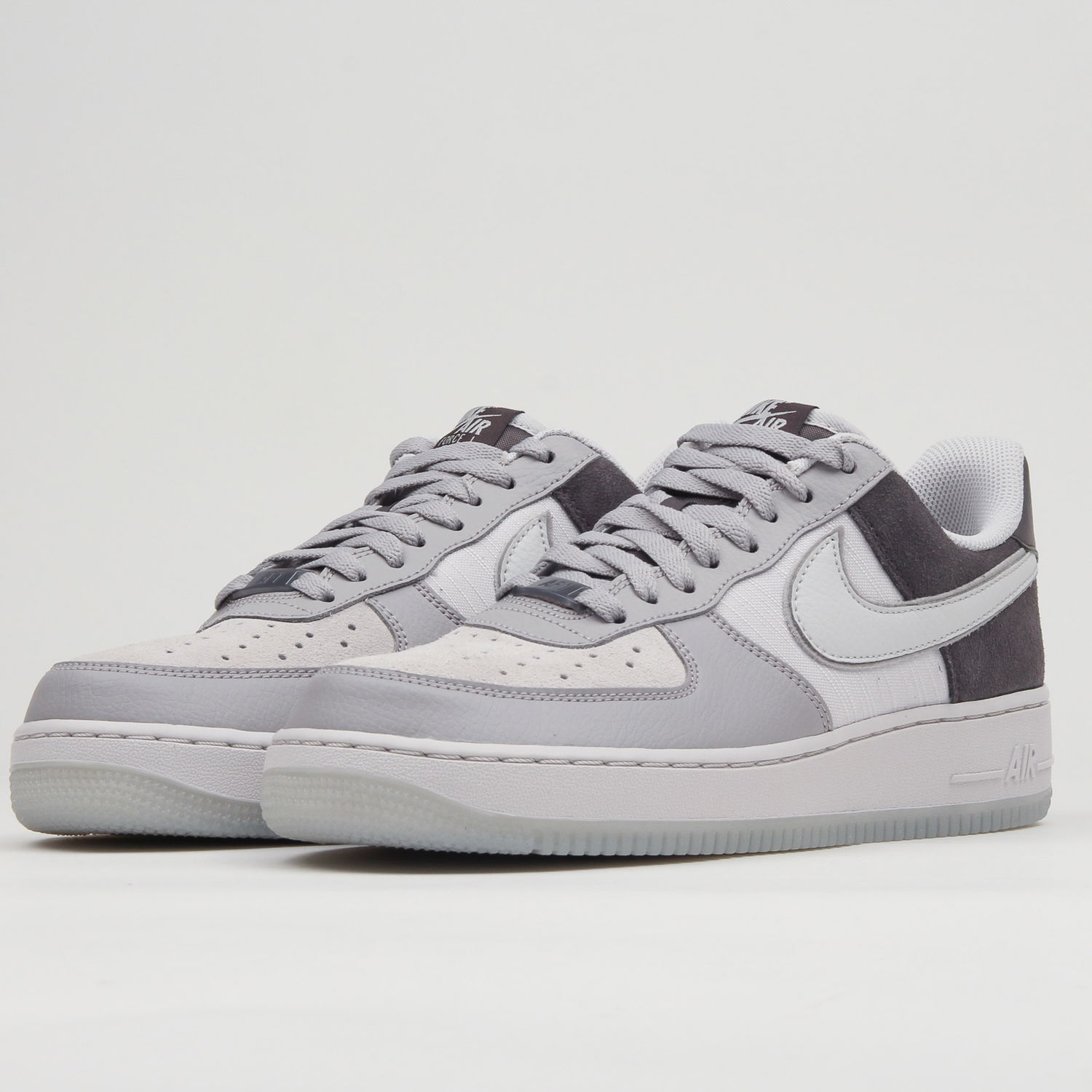 Sneakers och skor Nike Air Force 1 Low '07 LV8 ''Triple Grey'' Grå | AO2425-001, 1