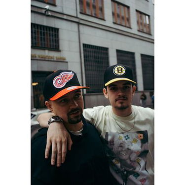 Keps Mitchell & Ness Detroit Red Wings Two Tone Snapback Hat Röd | HHSS5367-DRWYYPPPBKRD, 6