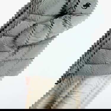 Pufferjacka C.P. Company Chrome-R Down Jacket Gunmetal Grey Grå | 19CMOW012A005904G-921, 2