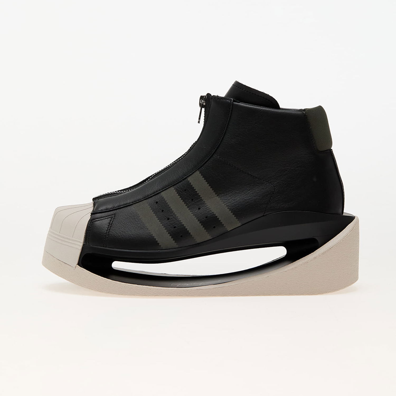 Sneakers och skor Y-3 Gendo Pro Model Black/ Cinder/ Chapea Svart | IF2023, 0