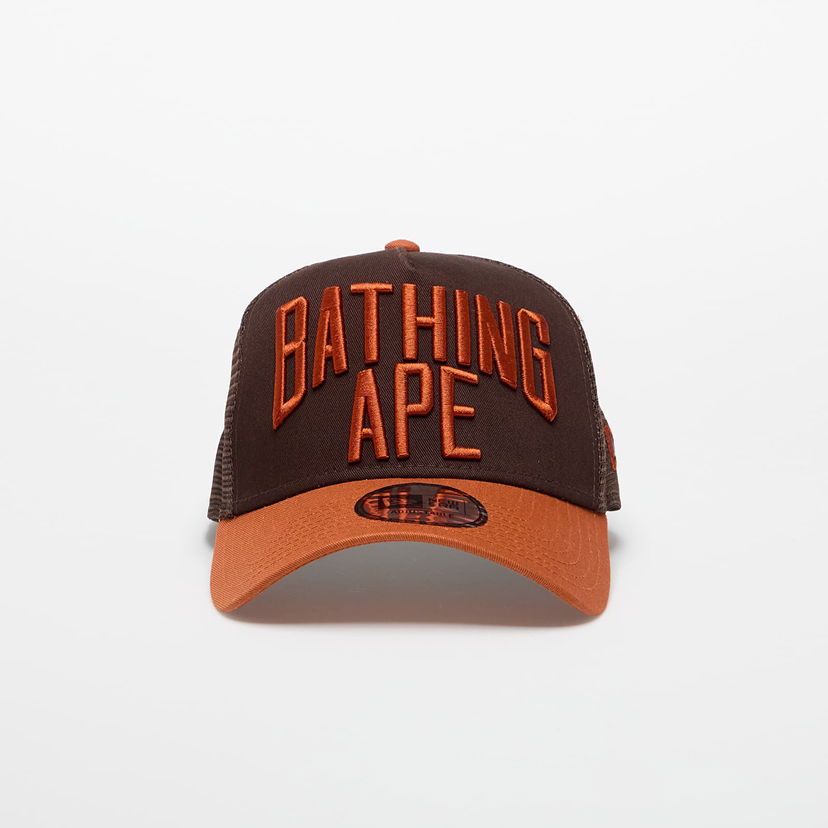 Keps BAPE A BATHING APE x New Era 9Forty NYC Logo Trucker Hat Brun | 001CPL331901CBRW