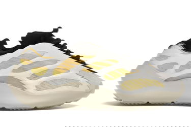 Sneakers och skor adidas Yeezy Yeezy 700 V3 "Safflower" Beige | G54853, 1