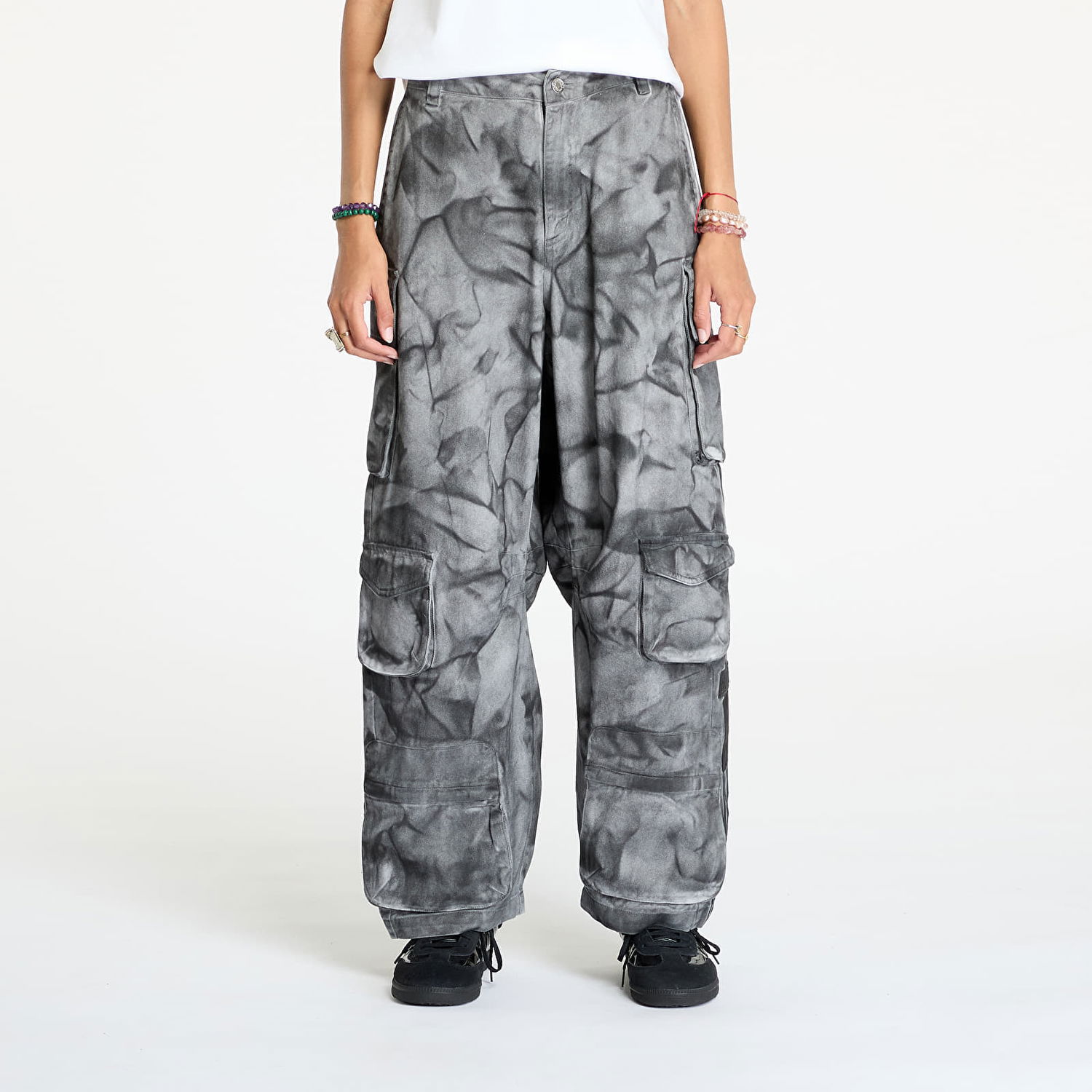 Cargo byxor adidas Originals Pants adidas XXL Cargo Pant Carbon/ Multi Solid Grey 34 Grå | IW5537, 0