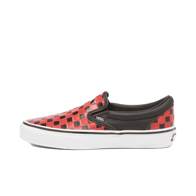 Sneakers och skor Vans OTW Classic Slip-On 98 Vibram Size UK 11 Röd | VN000DCMBRR1
