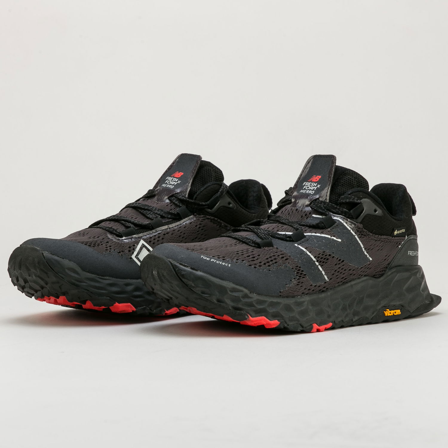 Sneakers och skor New Balance Fresh Foam Hierro V5 GTX Svart | MTHIEBX5, 1