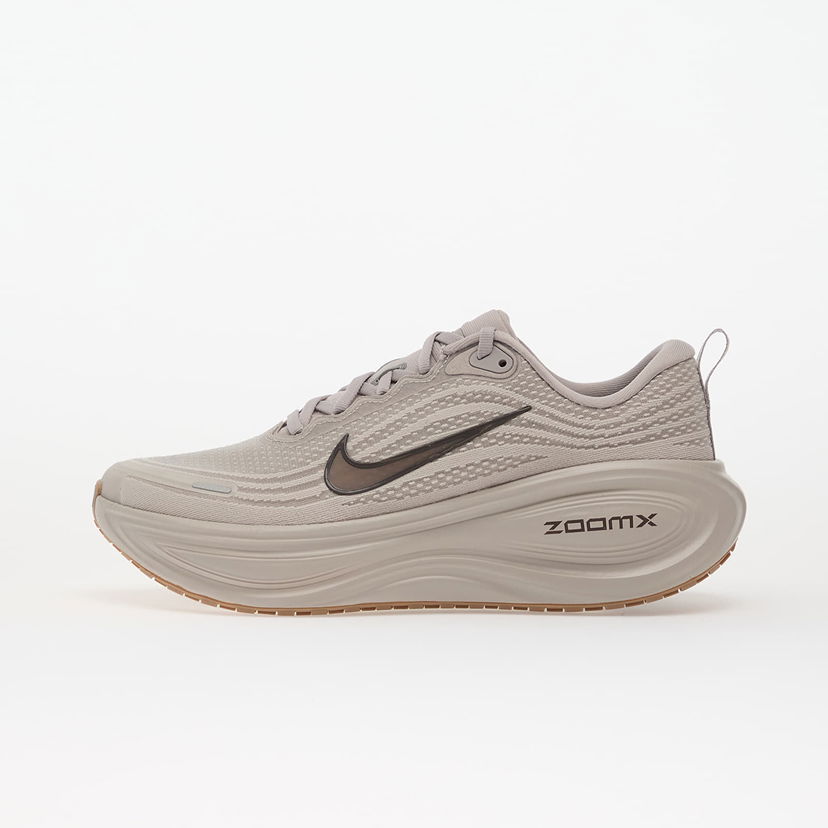 Sneakers och skor Nike Vomero Plus Beige | HV8150-005
