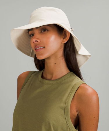 Hatt lululemon Adjustable Wide Brim Sun Hat S/M Vit | prod10960148, 1