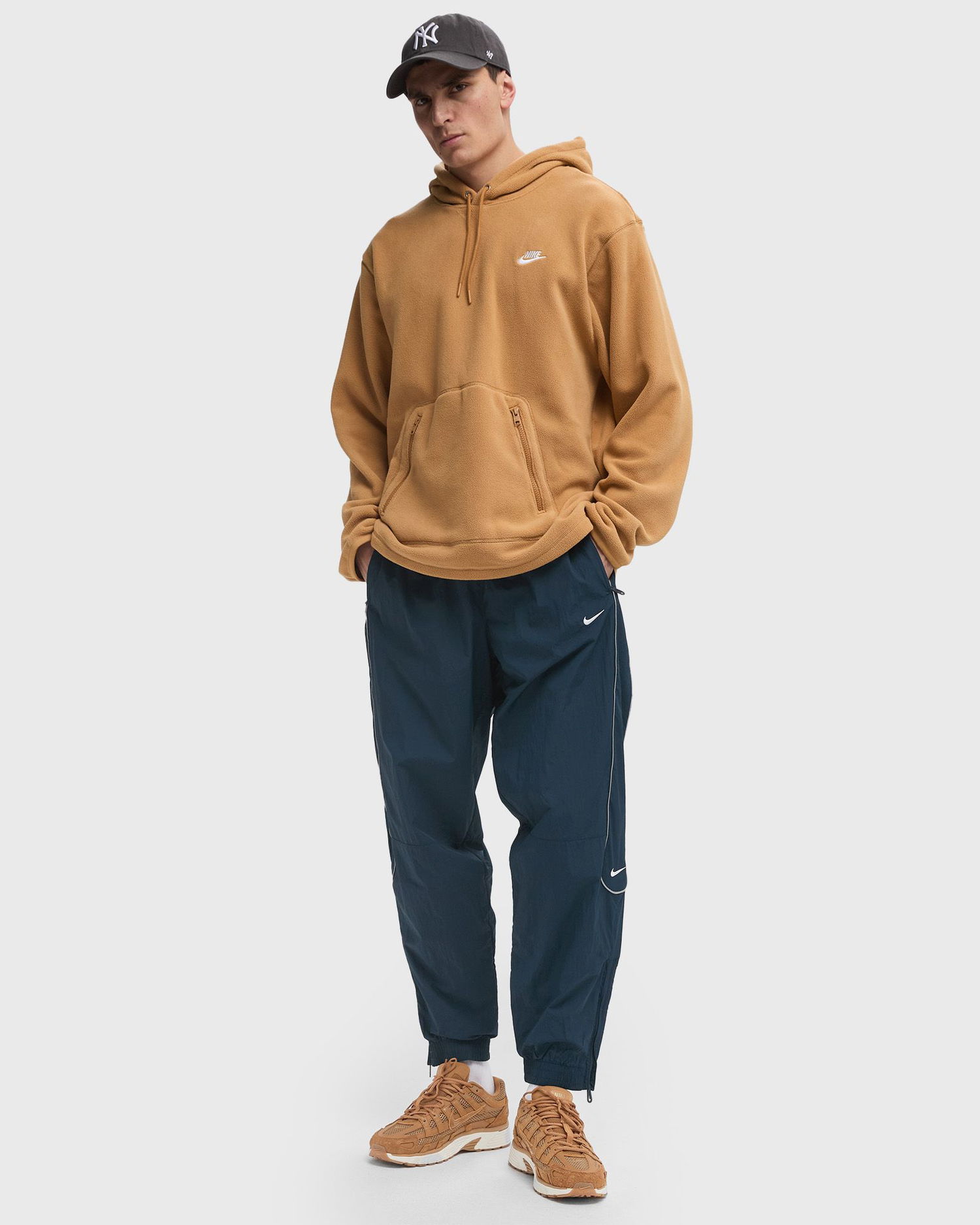 Sweatshirt Nike Winterized Fleece Pullover Hoodie Beige | FZ0660-224, 1