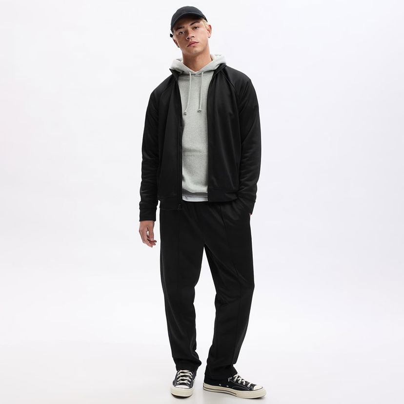 Byxor GAP Performance Tracksuit Pant True Black V2 Svart | 810790-00