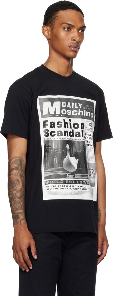 T-shirt Moschino Moschino Daily Newspaper Graphic Tee Svart | 252ZZ072452411555, 1