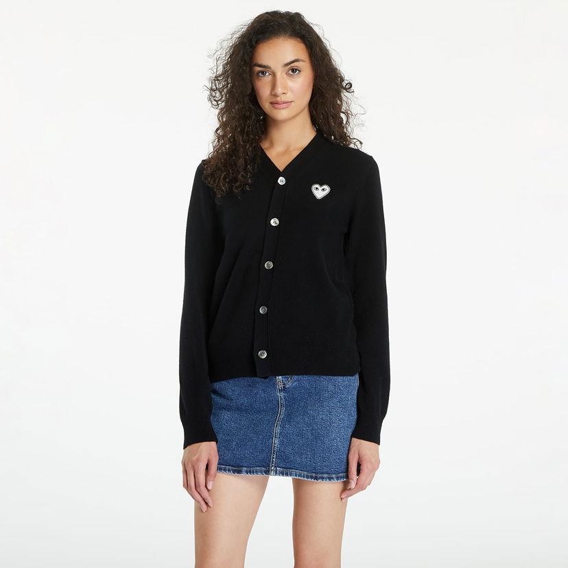 Sweater Comme des Garçons PLAY V-Neck Emblem Knit Cardigan UNISEX Black Svart | AX-N062 BLACK