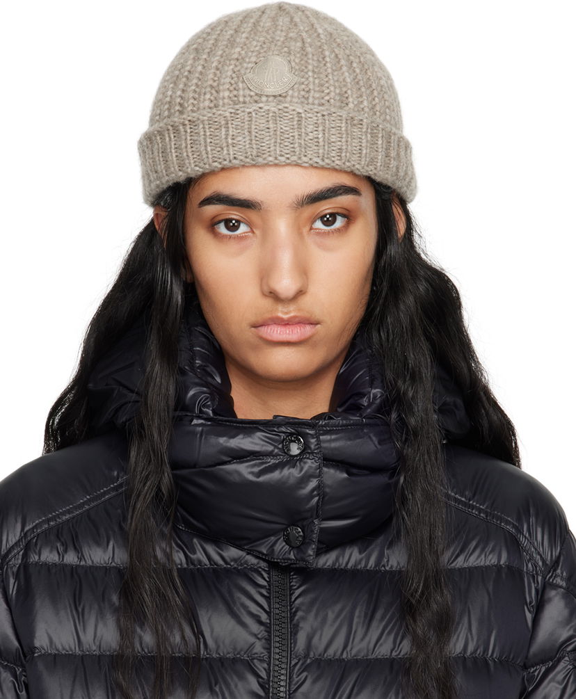 Mössa Moncler Taupe Virgin Wool Beanie Svart | J20933B00057M2039