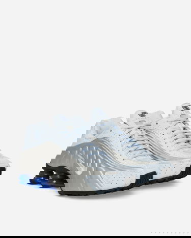 Sneakers och skor Nike Shox R4 Metallisk | AR3565-402, 2