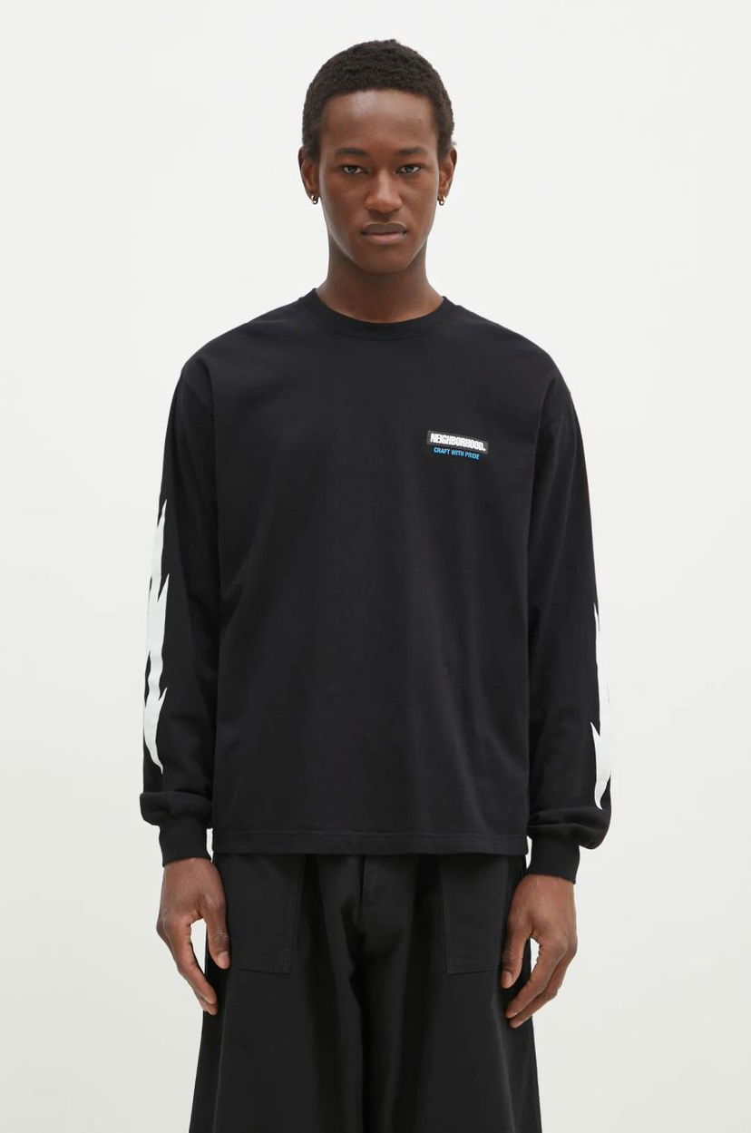 T-shirt Neighborhood Long Sleeve Graphic T-Shirt NEIGHBORHOOD Svart | 242PCNH.LT16