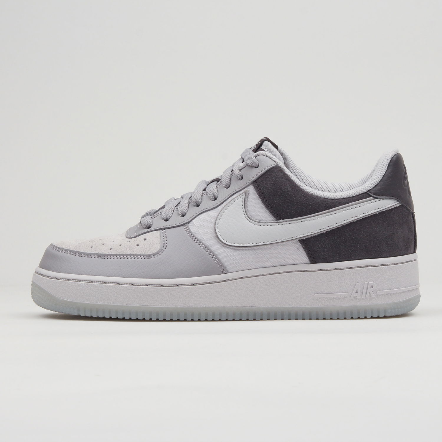 Sneakers och skor Nike Air Force 1 Low '07 LV8 ''Triple Grey'' Grå | AO2425-001, 0