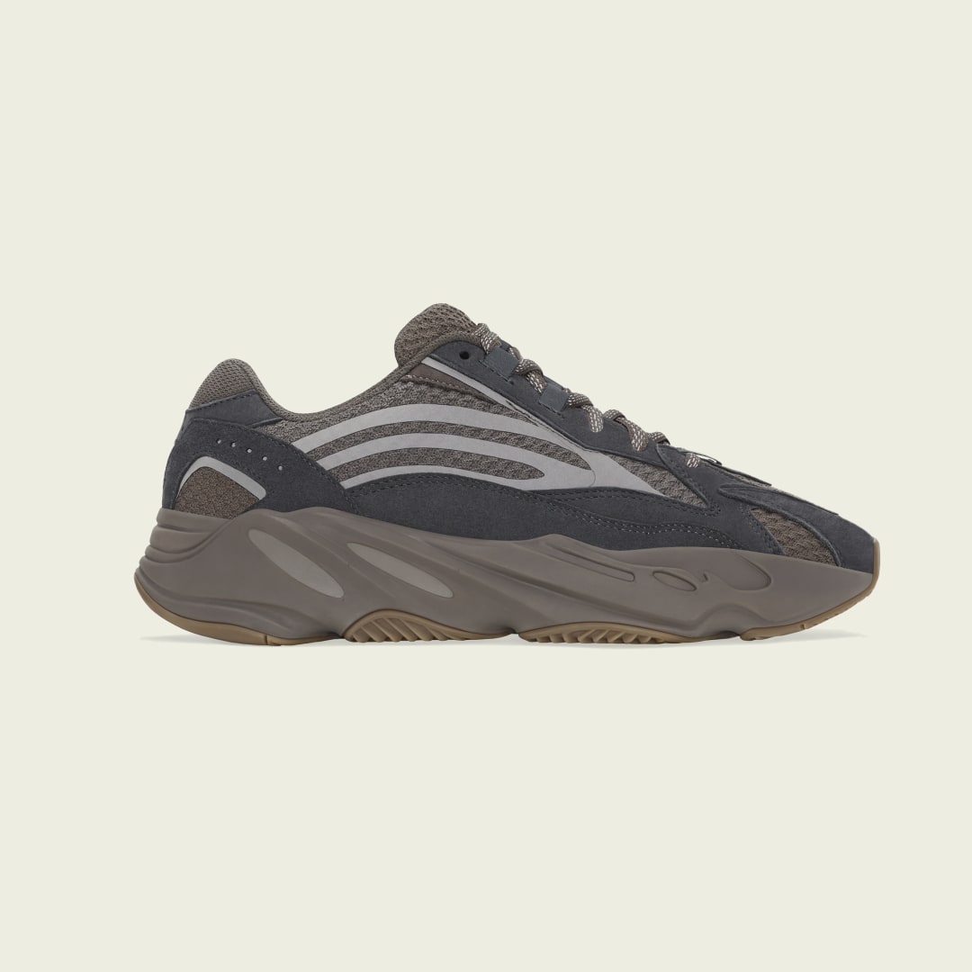Sneakers och skor adidas Yeezy Yeezy Boost 700 V2 "Mauve" Beige | GZ0724, 1