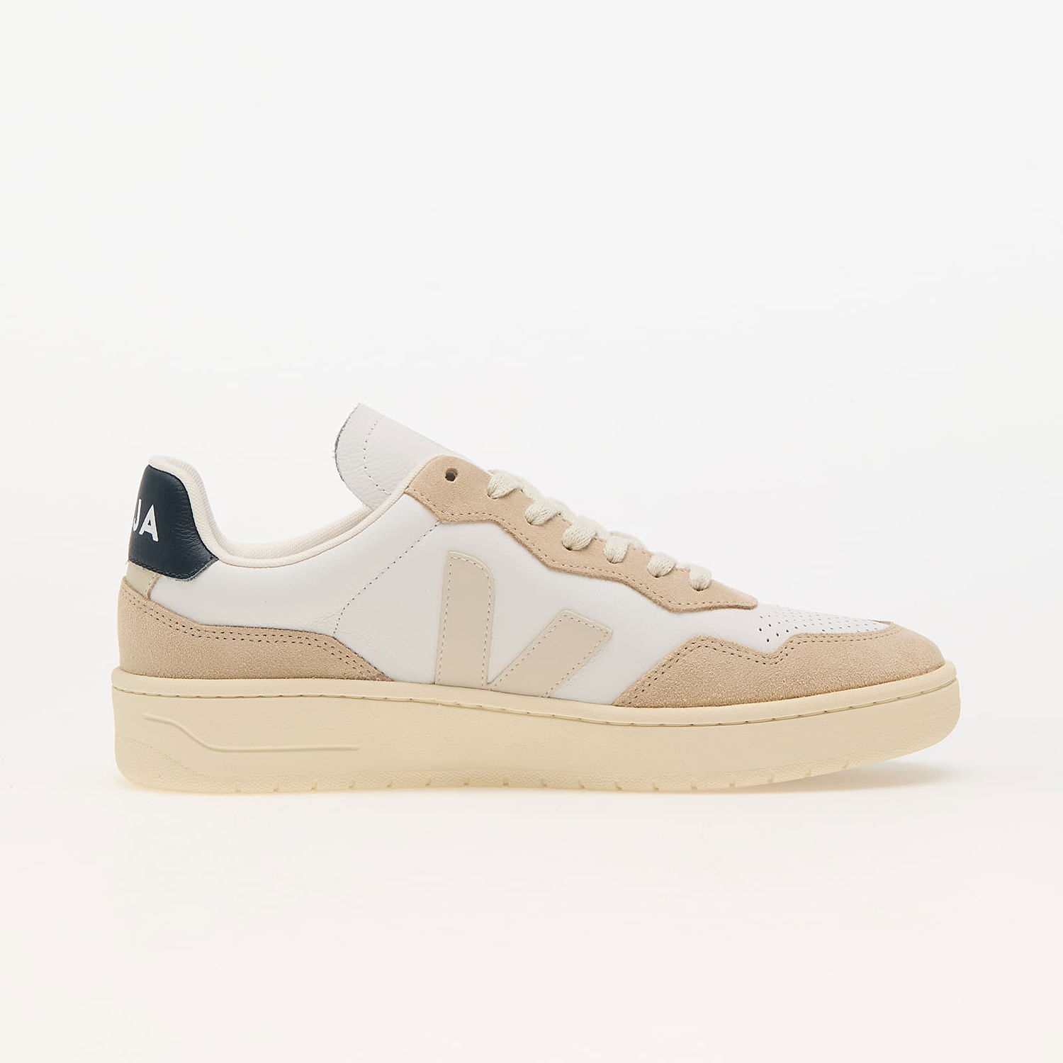 Sneakers och skor Veja V-90 Extra White Pierre Nautico Beige | VD2003461B, 1