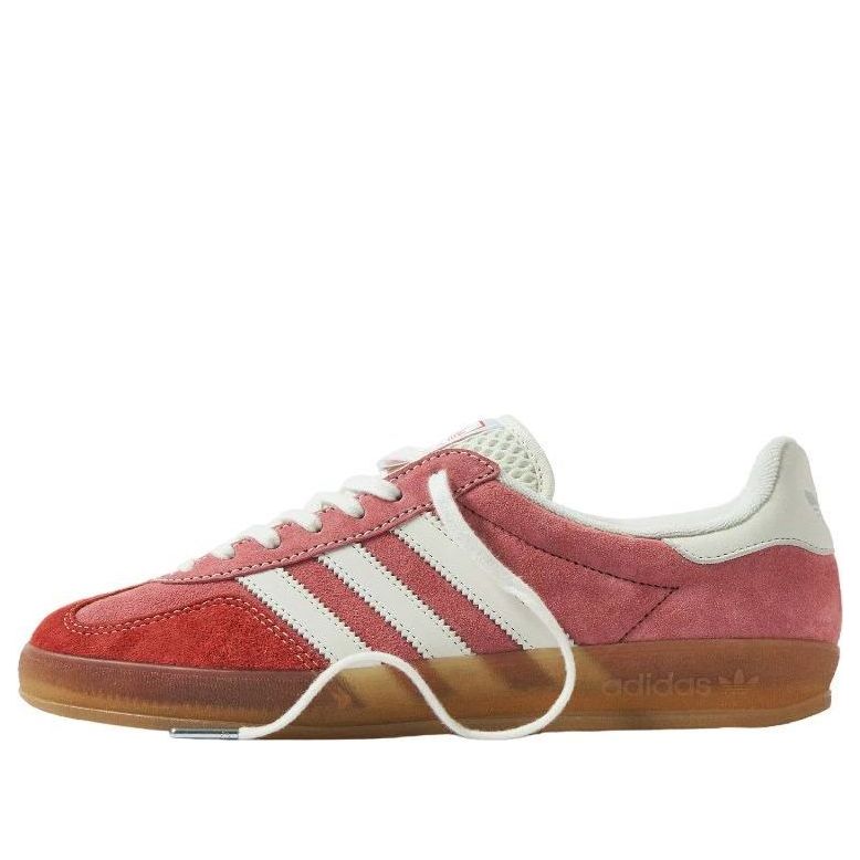 Sneakers och skor adidas Originals END. Gazelle Indoor Röd | IH8543